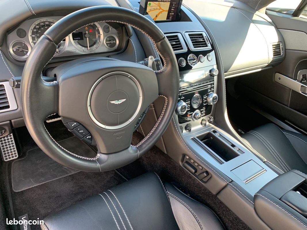 Aston martin v8 vantage s 4.7 436cv sportshift ii 32790km etat hors normes hammerhead silver/carbone (image 6)