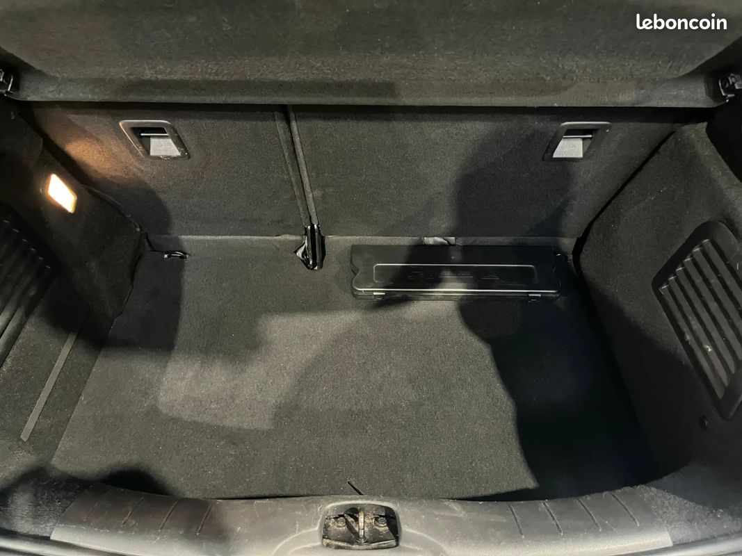 CITROEN DS3 1.6 HDi 112ch SÉRIE NOIRE - 2011 - 155 000 km - Sièges cuir - Suivi complet (image 18)