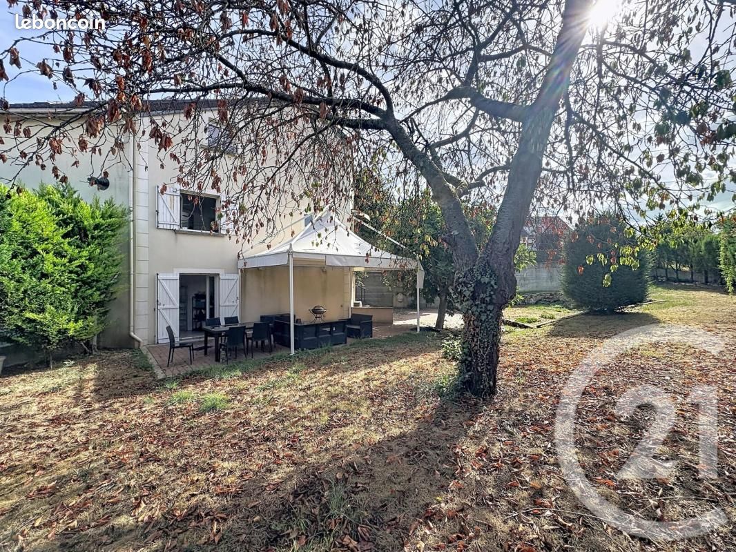 Maison 5 pièces 120 m² · à Viry-Châtillon · 120 m² · 429 000 €