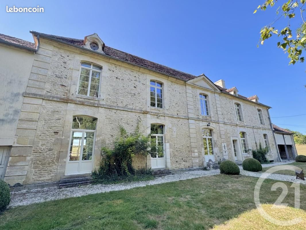 Maison 10 pièces 294 m² · à Trun · 294 m² · 535 000 €