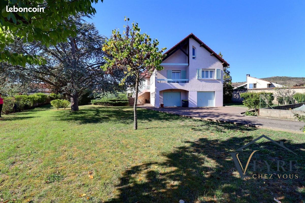 Maison 7 pièces 210 m² · aux Martres-de-Veyre · 210 m² · 378 000 €