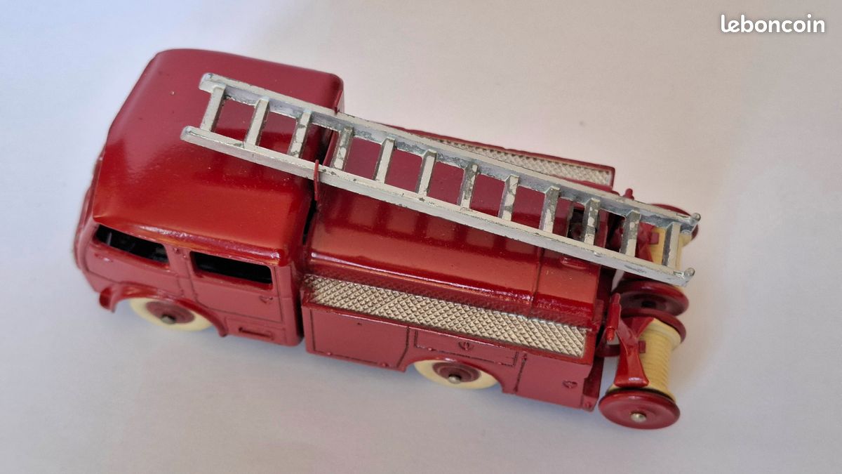 Dinky Toys France - Berliet Pompiers Réf 32 E - Miniature Collection