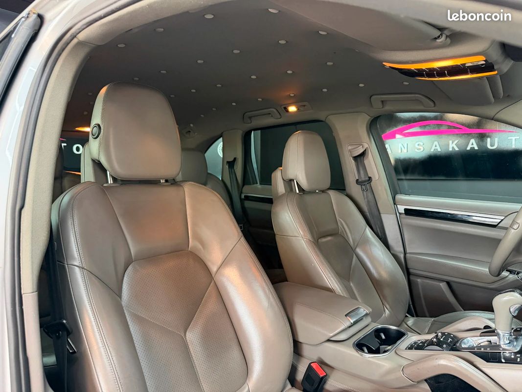 PORSCHE CAYENNE 3.0D V6 Tiptronic S (image 18)
