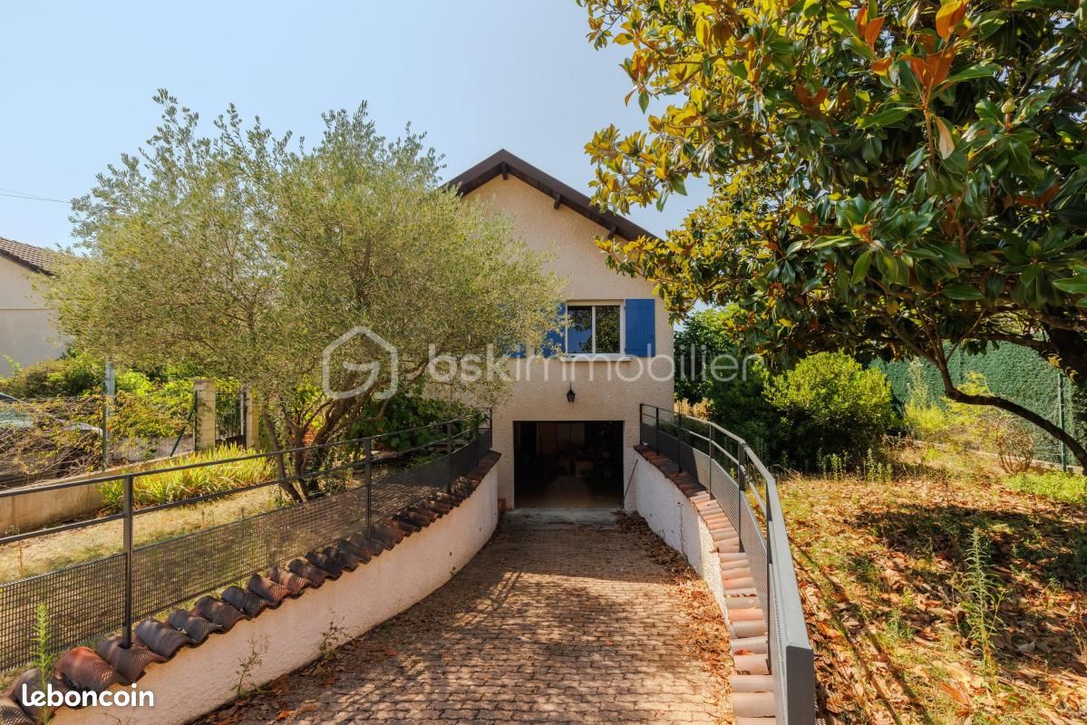 Maison 4 pièces 94 m² · à Meyzieu · 94 m² · 349 000 €