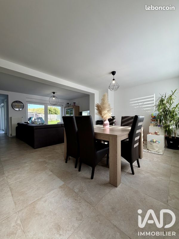 Maison 6 pièces 136 m² à Isbergues