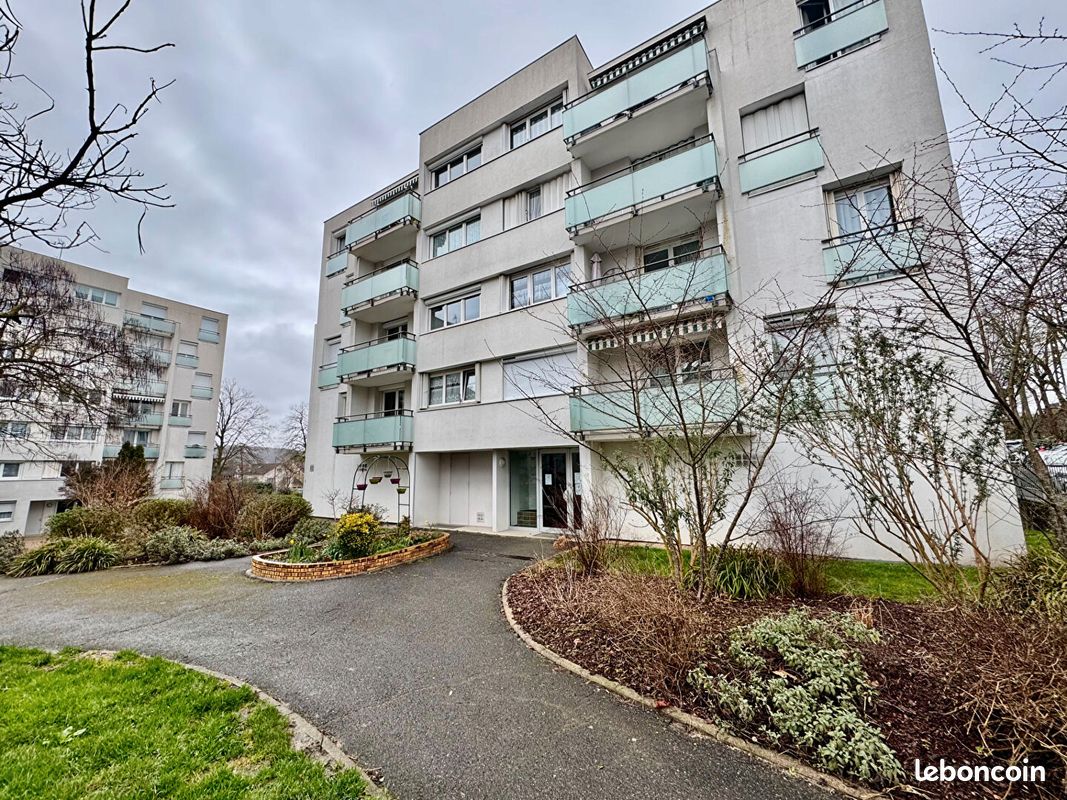Appartement 3 pièces 61 m² · à Yerres · 61 m² · 209 900 €