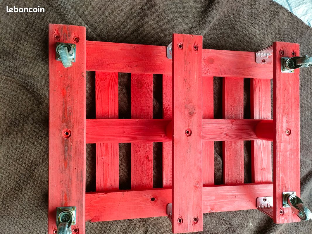 Table base sur roulette palette (image 2)