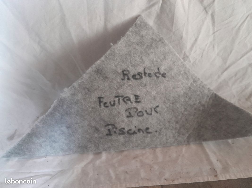 Reste feutre pour piscine (image 1)