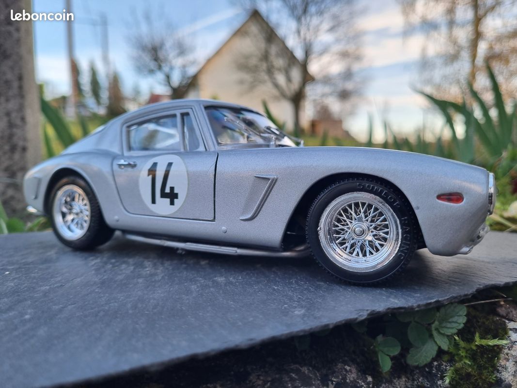 Ferrari 250 GT SWB Berlinette 1961 – Jouef Evolution – Échelle 1/18 – Gris – Occasion