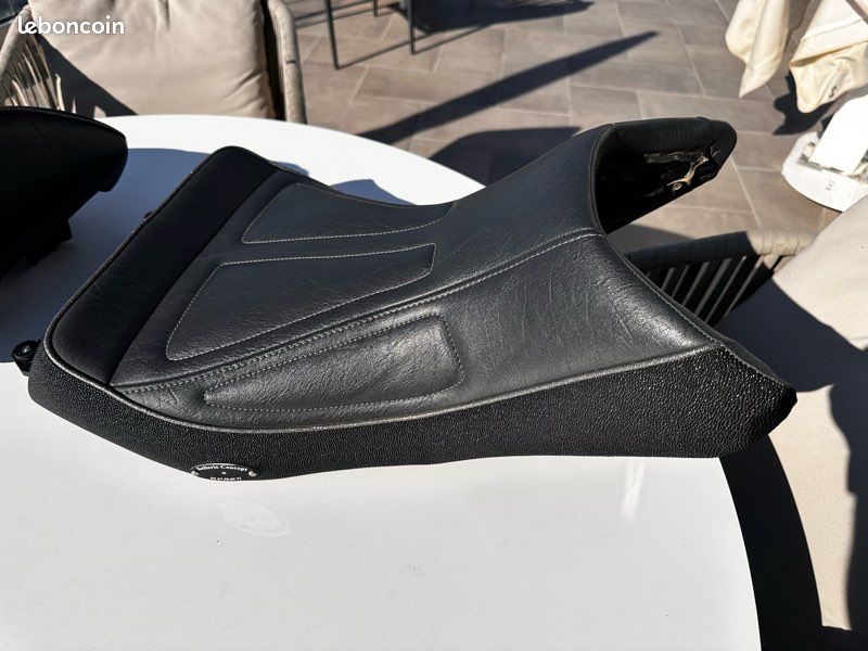 Selle confort Honda st 1100 (image 2)