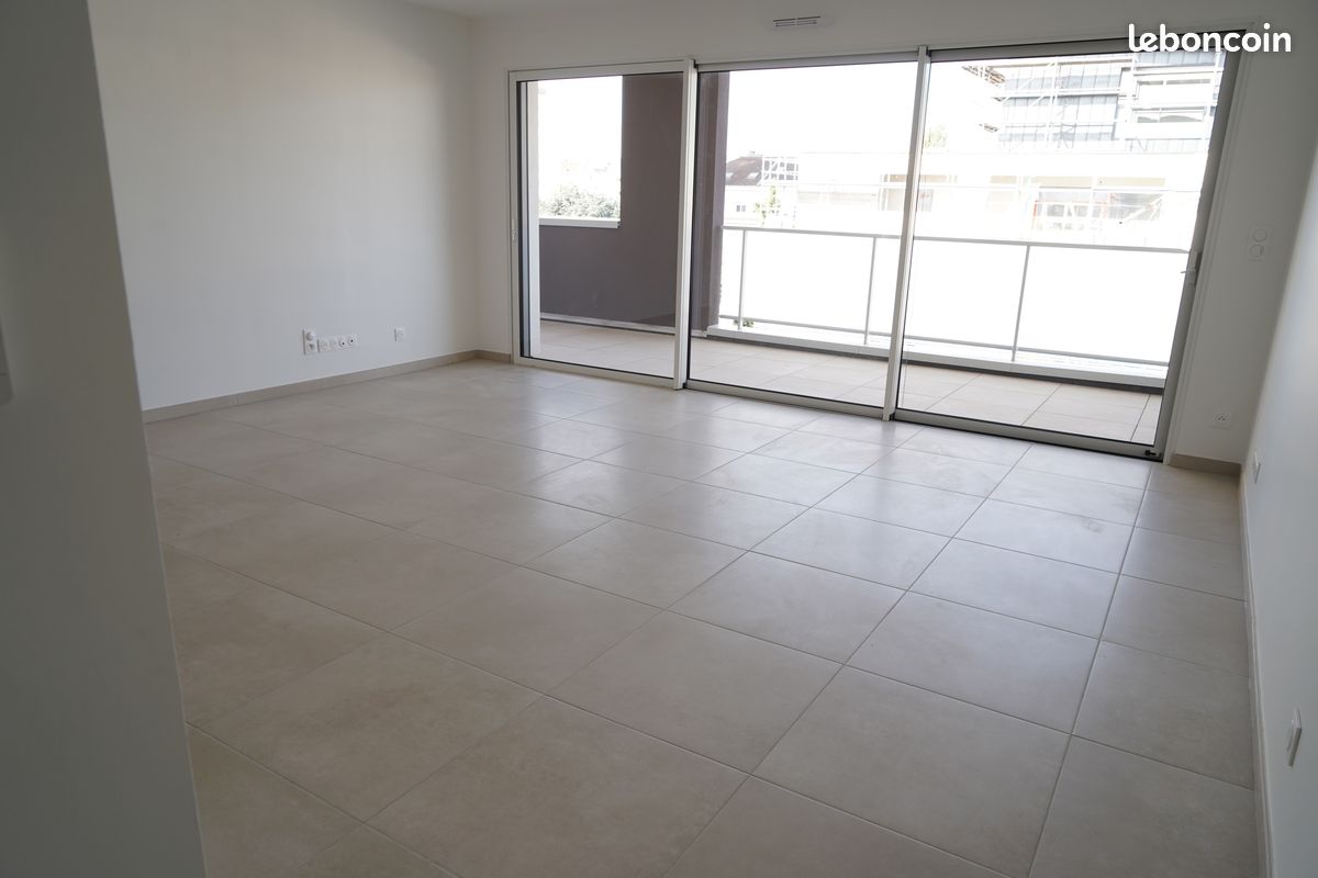 Parking 3 pièces 70 m² · à Metz · 70 m² · 325 000 €