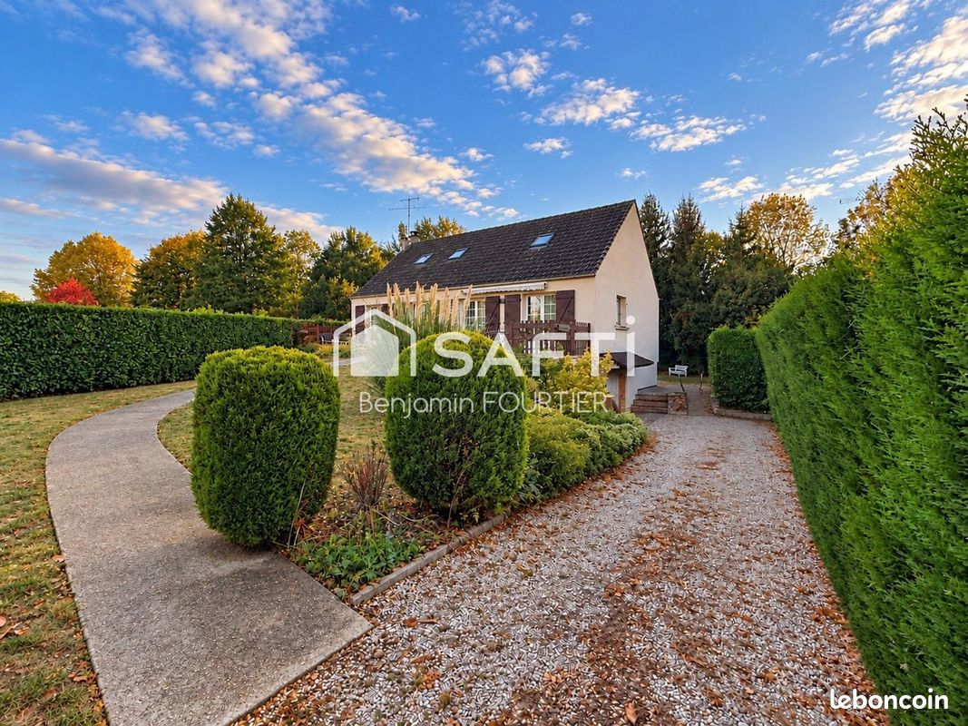 Maison 6 pièces 152 m² · à Longueville · 152 m² · 280 000 €