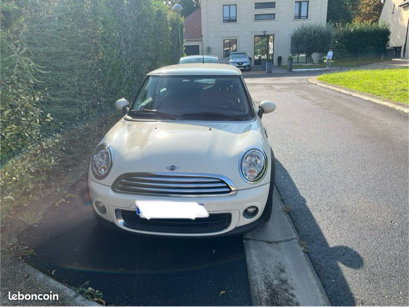 Mini dockland CarPlay (image 2)