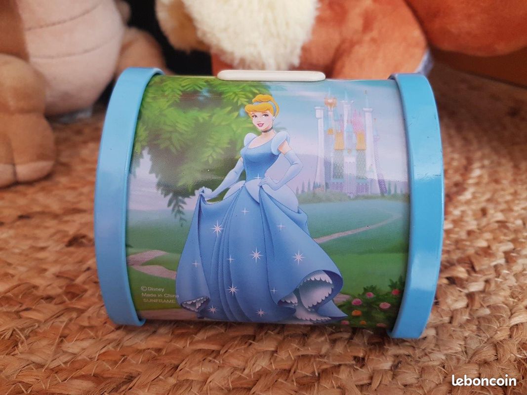 Tirelire Cendrillon de chez Disney (image 1)