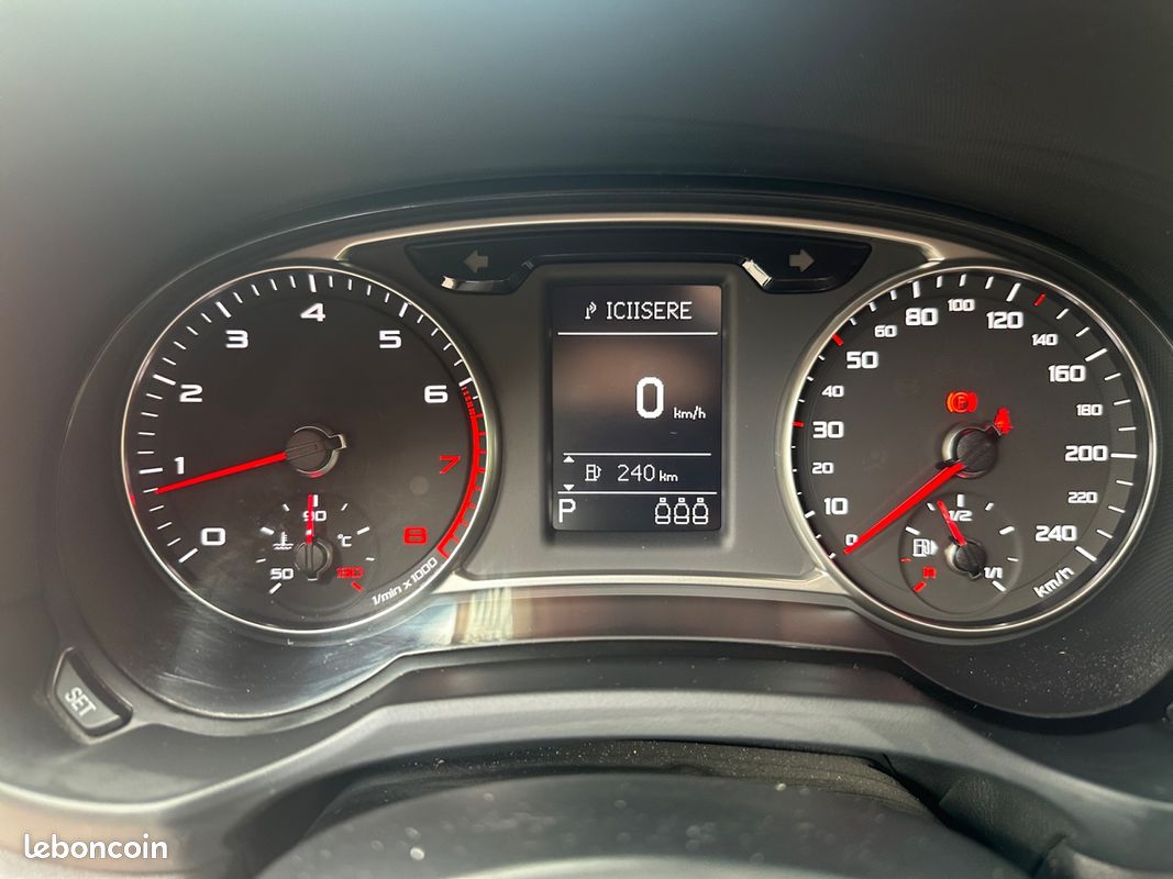 AUDI A1 SPORTBACK 1.4 TFSI S LINE S TRONIC 125Ch 1 ère main SUIVI AUDI Garantie 12 mois (image 14)