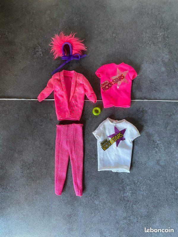 Tenue Pour Poupée Barbie - Réf. 1140, Occasion, Marque Mattel