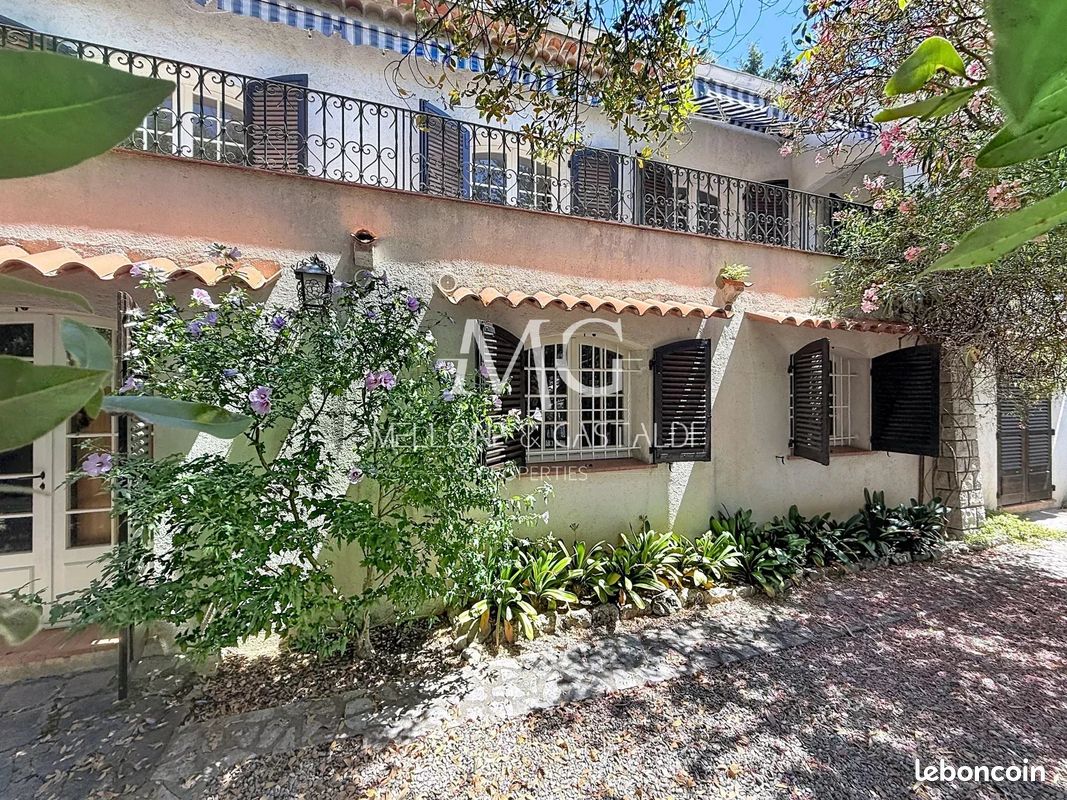 Maison 234 m² · à Cannes · 234 m² · 1 090 000 €