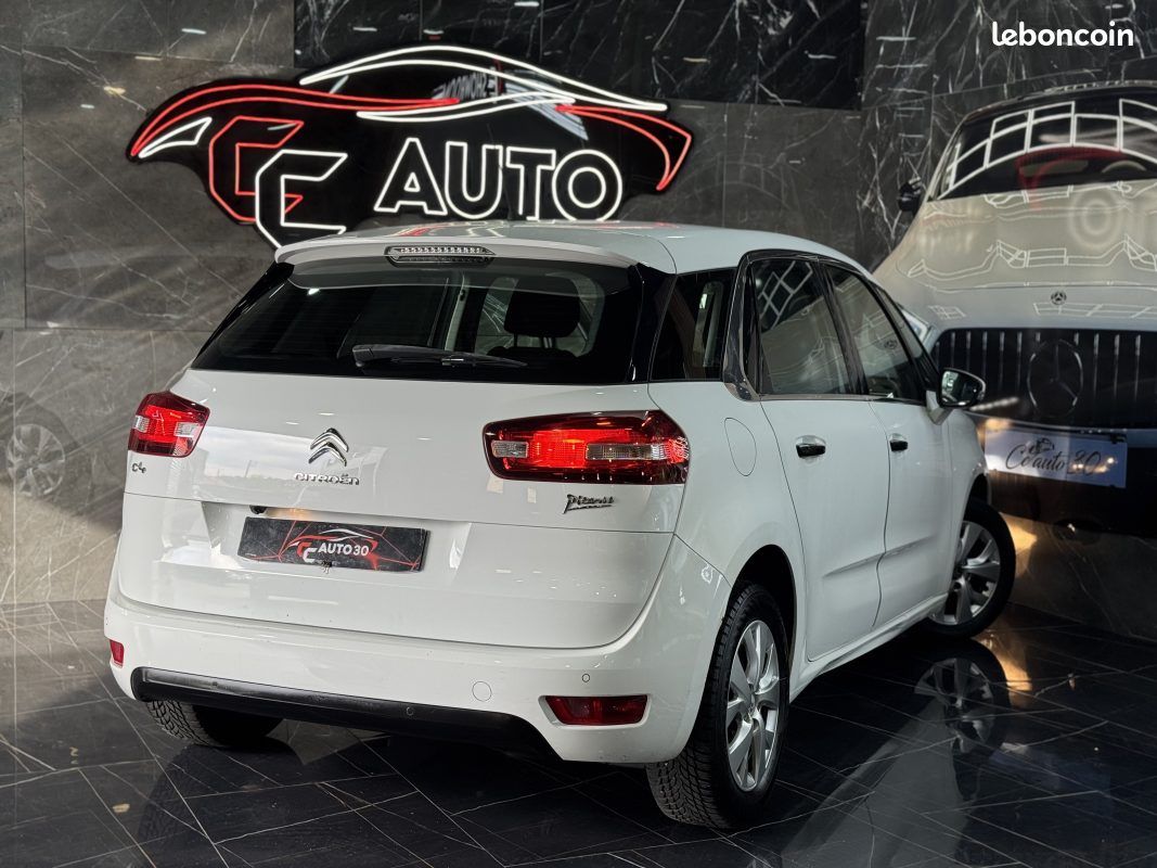 Citroen c4 e-hdi 115ch attraction 2014 (image 2)