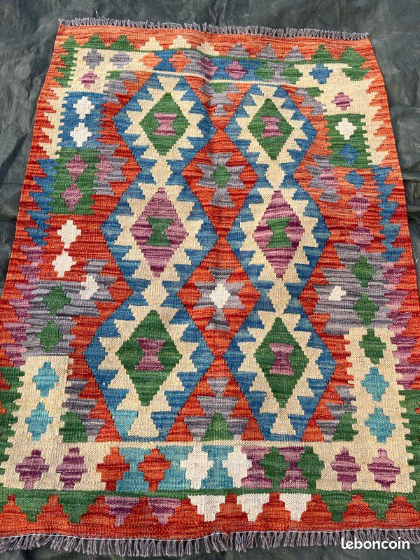 Tapis kilim neuf (image 1)