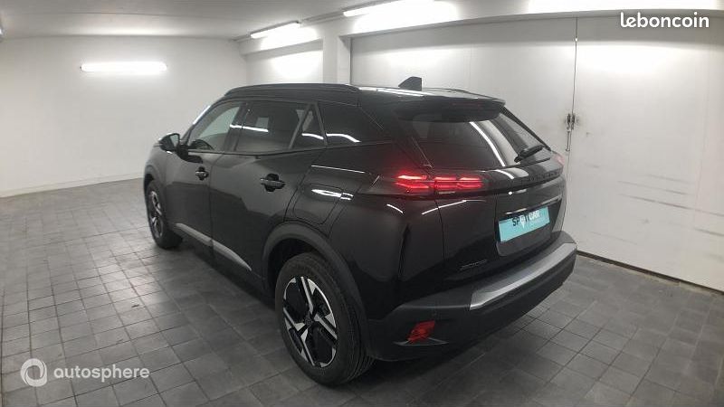 Peugeot 2008 1.2 PureTech 100ch S&S Allure (image 7)