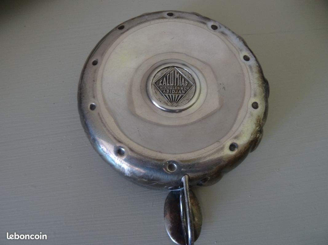paire de taste vin en métal avec blason