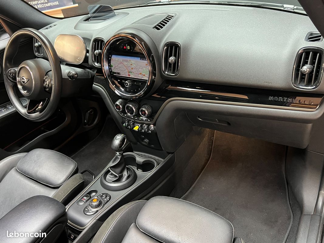 MINI COUNTRYMAN PHASE 2 COOPER SE 220CH HYBRID PHEV ALL4 NORTHWOOD BVA/ CUIR CHAUFFANT / T.O. / CARPLAY / TETE HAUTe (image 28)