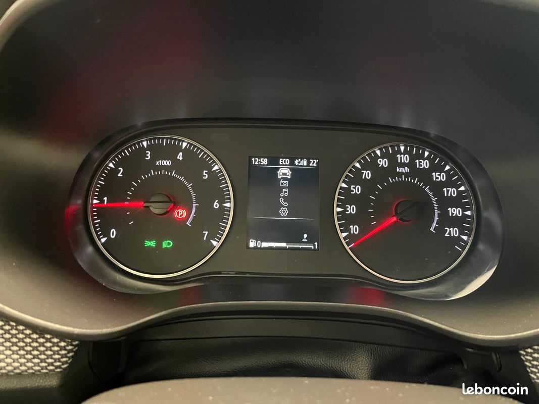 DACIA SANDERO STEPWAY 0.9 TCE 90 ESSENTIAL START-STOp (image 21)