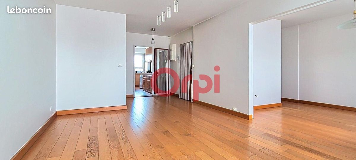 Appartement 4 pièces 77 m² · à Yerres · 77 m² · 213 000 €