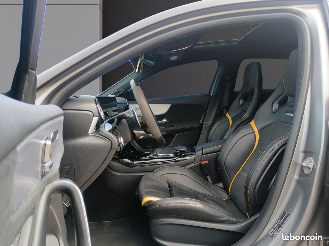 MERCEDES CLASSE A 45 S AMG 8G-DCT Speedshift 4Matic Toit Ouvrant Garantie 12 mois (image 9)