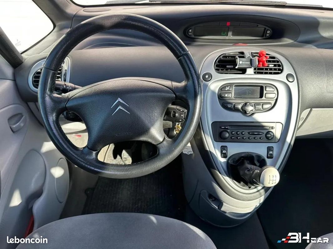 Citroen Xsara Picasso 1.6 HDI 90ch EXCLUSIVE TOIT OUVRANT (image 14)