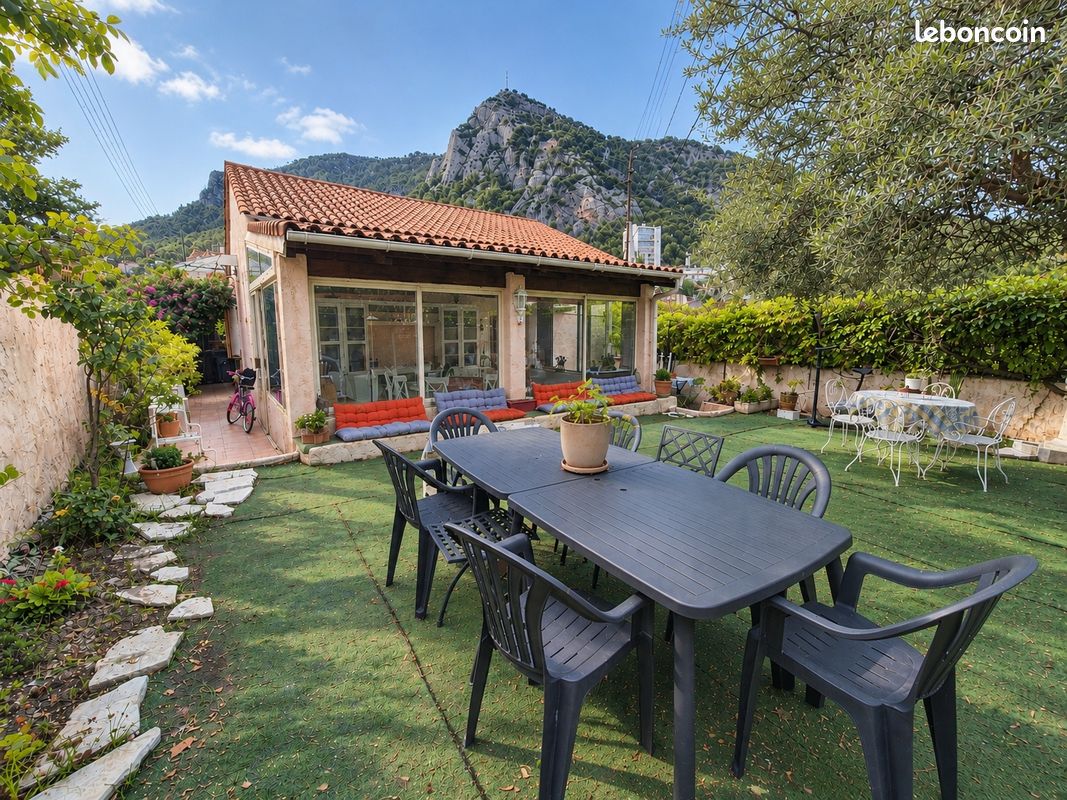 Maison 4 pièces 102 m² · à Toulon · 102 m² · 409 000 €