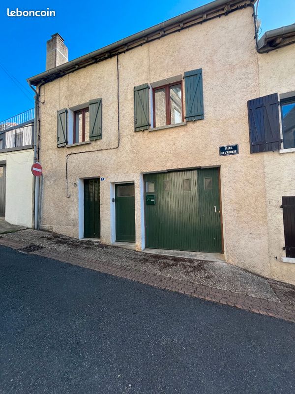 Maison 5 pièces 102 m² · à L'Isle-Jourdain · 102 m² · 103 000 €