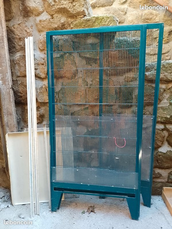 Grande volière (image 1)