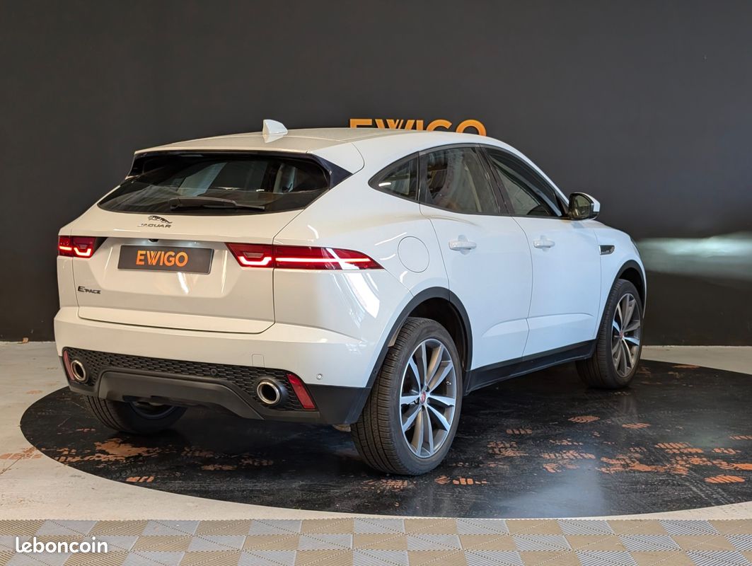 JAGUAR E-PACE 2.0 200CV HSE AWD - ENTRETIEN JAGUAR EXCLUSIF - CAMERA - ATTELAGE - ZERO DEFAUT - GARANTIe (image 5)