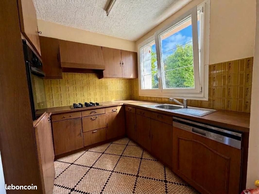 Maison 8 pièces 180 m² · à Plougastel-Daoulas · 180 m² · 336 000 €