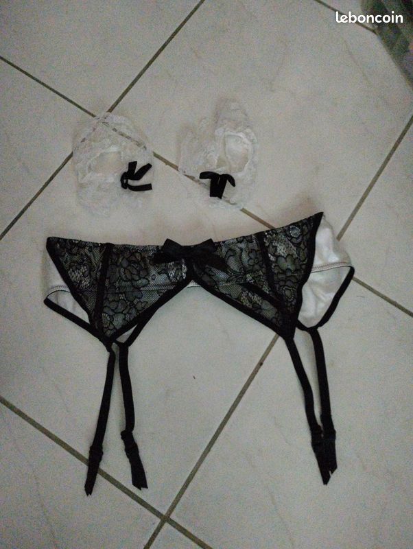 Lingerie (image 1)