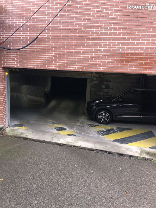 Parking ROUEN · 127 €/mois