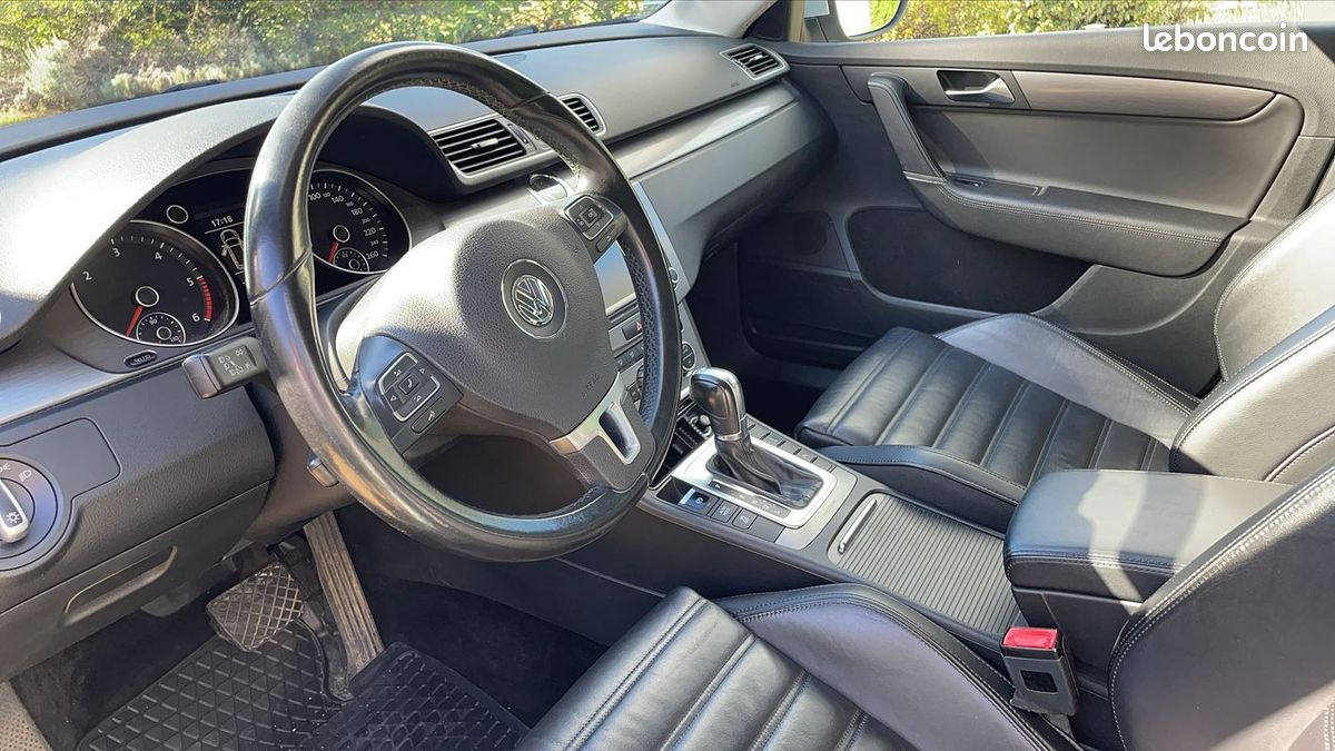 Volkswagen Passat SW VII 2.0 TDI 170 4Motion DSG6 R Line (image 8)