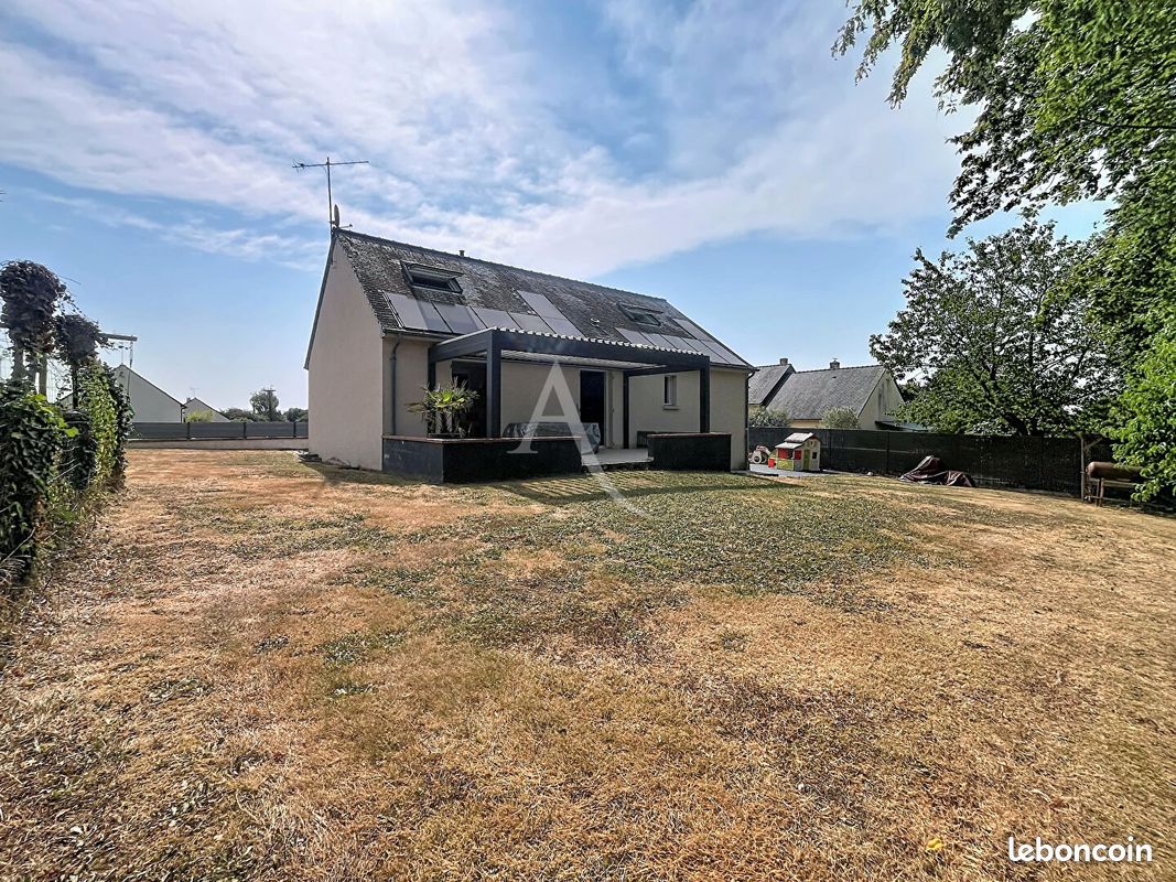 Maison 7 pièces 133 m² · à Ombrée d'Anjou · 133 m² · 232 200 €