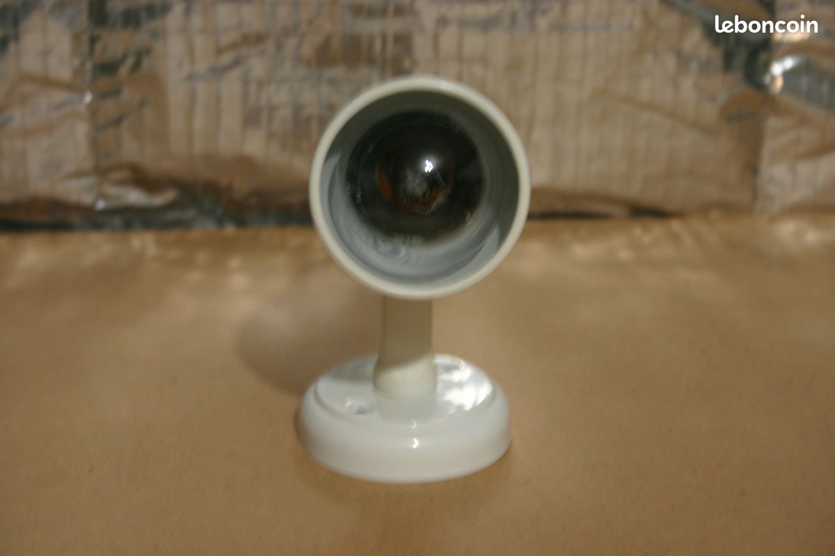 Spot blanc (image 2)