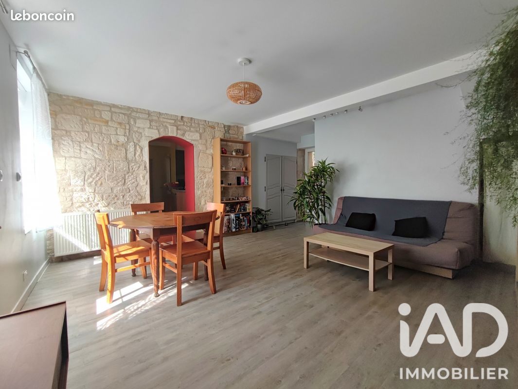 Maison 5 pièces 114 m² · à Chars · 114 m² · 250 000 €