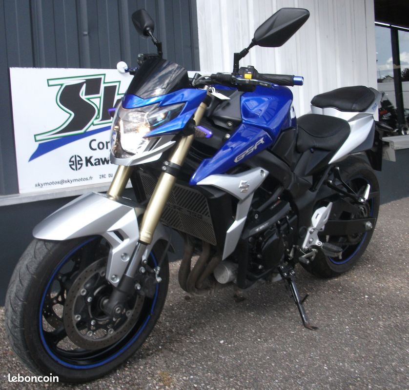 Suzuki GSR750 A2 (image 4)