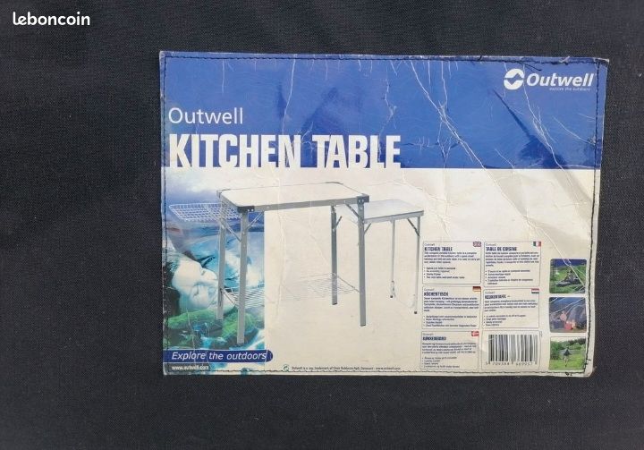 Kitchen table (image 1)