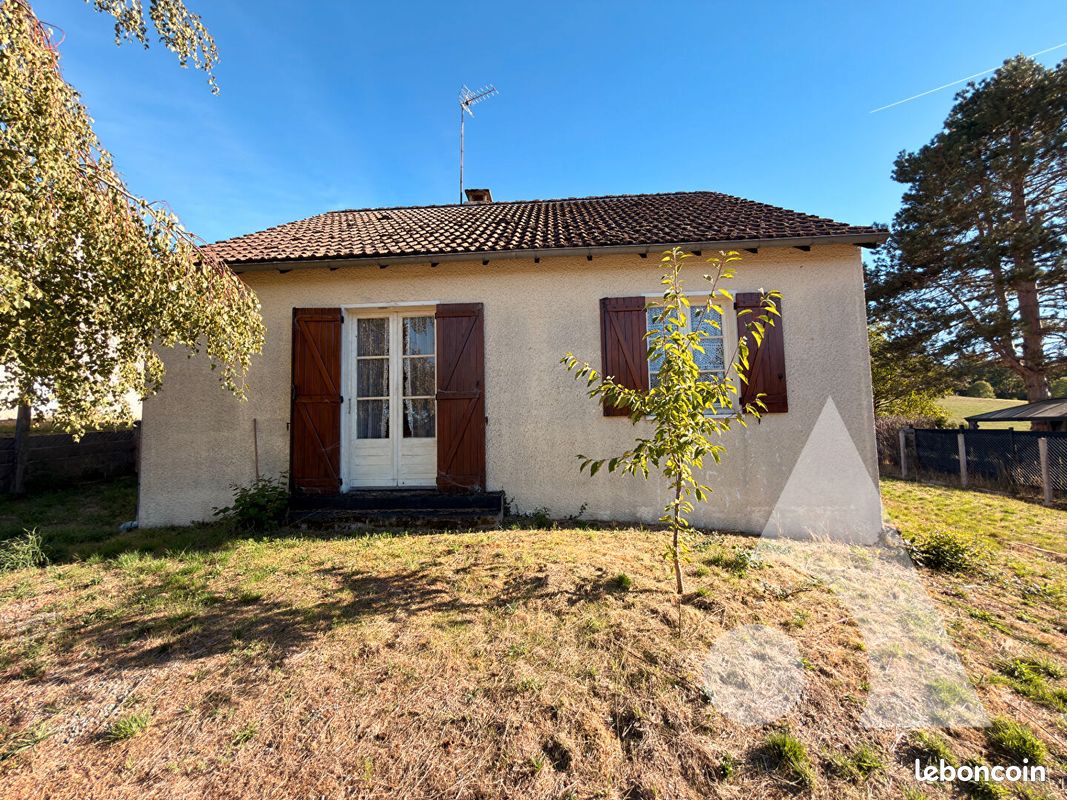 Maison 3 pièces 66 m² · à Ahun · 66 m² · 61 000 €