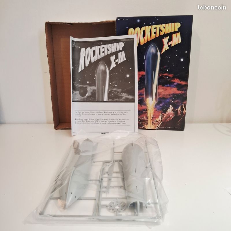 M V Rocketship NEUF / Pegasus Rocketship X-M (Échelle 1/144) - Modélisme
