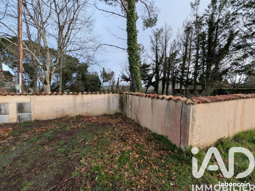 Terrain 1417 m² · à Terssac · 1 417 m² · 129 950 €