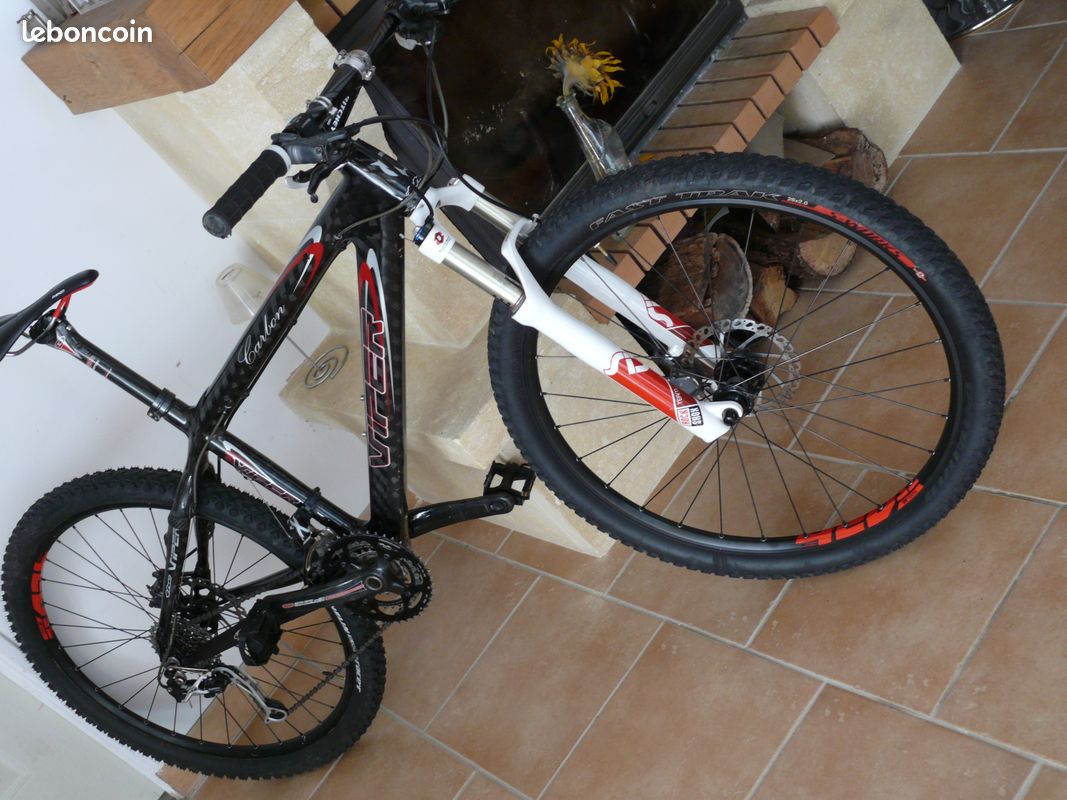 VTT VIPER CARBON 9,8 kg Vélos