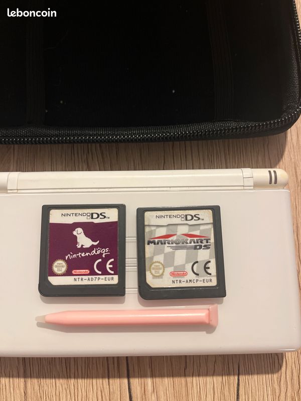 Nintendo DS + chargeur + stylet + 2 jeux (image 4)