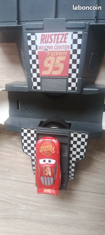 Double Circuit Rust-Eze - Pixar Disney Cars (image 6)