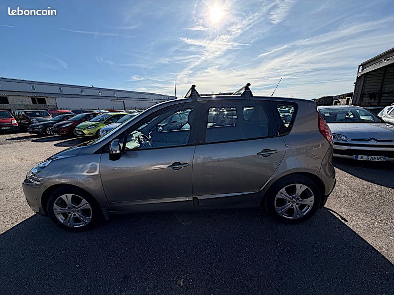 Renault SCENIC III 1.6 DCI 130CH ENERGY EXCEPTION ECO² (image 8)